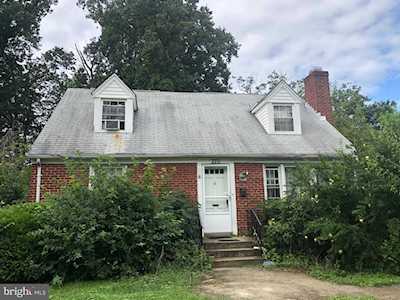2711 Plyers Mill Rd Silver Spring, MD 20902