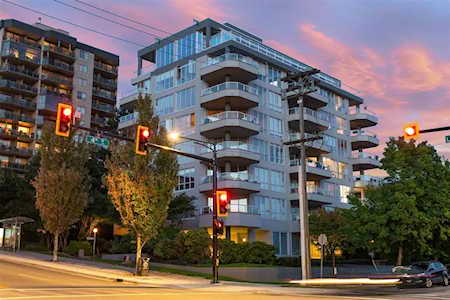 408 Lonsdale Avenue #301 North Vancouver, BC V7M 2G5