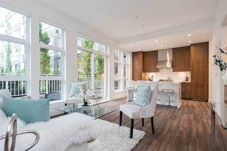 6999 Cambie Street #106 Vancouver, BC V6P 0J1