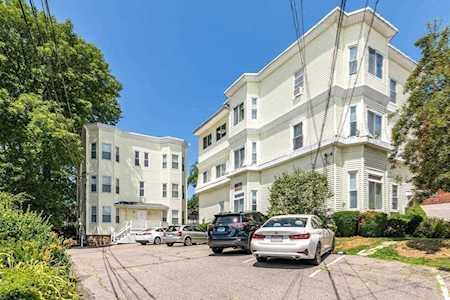 15 Adams St #4 Watertown, MA 02472