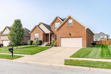 180 Blossom Cir Shelbyville, KY 40065