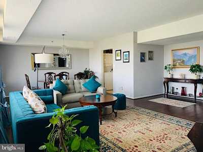 3713 George Mason Dr #503 Falls Church, VA 22041