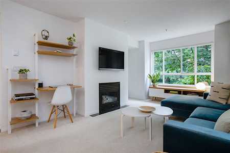 333 E 1st Street #201 North Vancouver, BC V7L 4W9