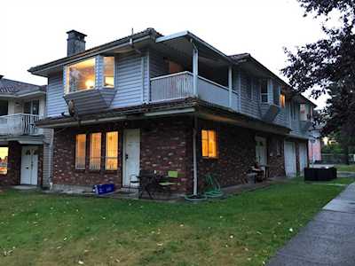 1860 Graveley Street Vancouver, BC V5L 3B3