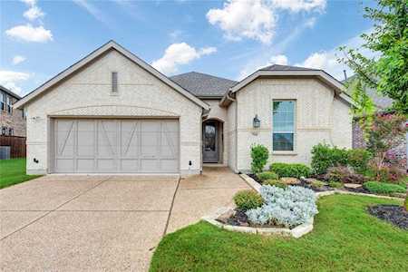 701 Proud Knight Lane The Colony, TX 75056