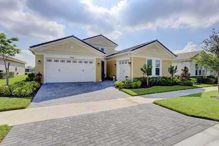 5848 Whippoorwill Circle Loxahatchee, FL 33470