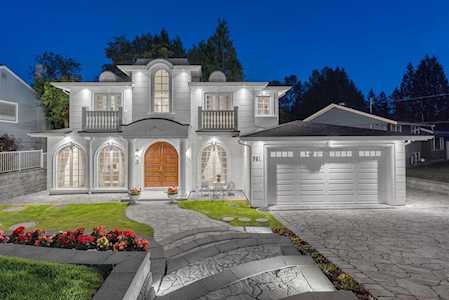 961 Belvista Crescent North Vancouver, BC V7R 2B3