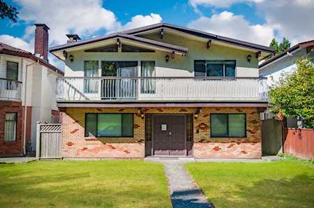 6535 Argyle Street Vancouver, BC V5P 3K5