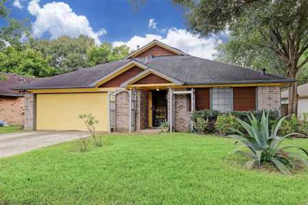 10303 Trading Post Dr Houston, TX 77064