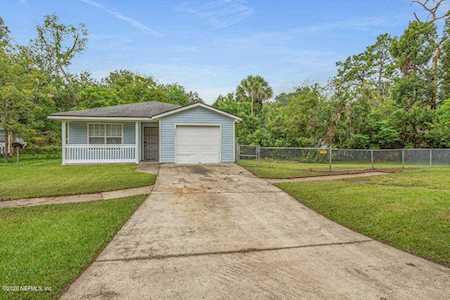 1082 Lake Forest Blvd Jacksonville, FL 32208