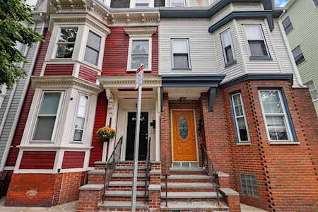 110 P St #2 Boston, MA 02127