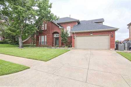 6805 Greenleaf Drive North Richland Hills, TX 76182