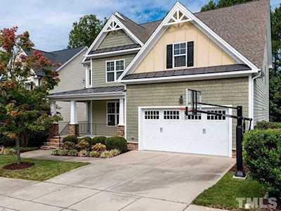 1813 Grande Maison Drive Apex, NC 27502