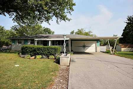 6825 Sunland Drive Fort Wayne, IN 46815