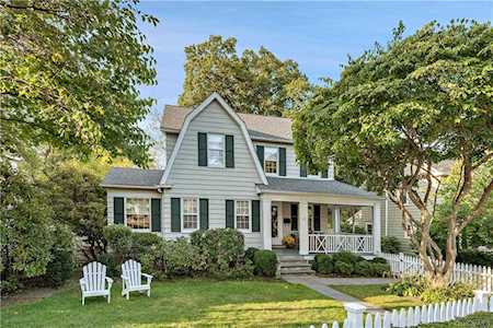 27 Bayberry Street Yonkers, NY 10708