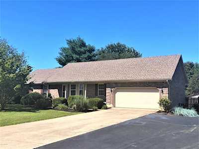 157 Travis Rd Shepherdsville, KY 40165