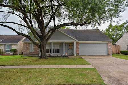 13522 Harpers Bridge Dr Houston, TX 77041