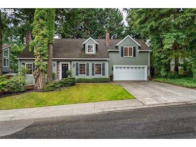 2951 Ascot Cir West Linn, OR 97068