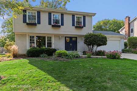1505 Wedgefield Circle Naperville, IL 60563