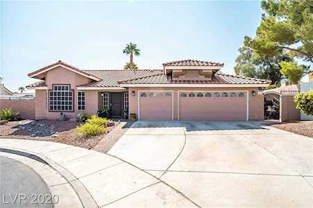 8225 Ocean Mist Ct Las Vegas, NV 89128