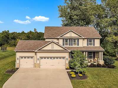 1672 Forest View Drive Pataskala, OH 43062