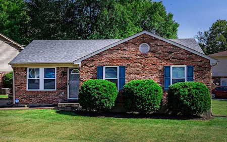 8600 Gainsborough Dr Louisville, KY 40291