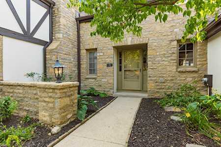 1359 La Rochelle Drive Upper Arlington, OH 43221