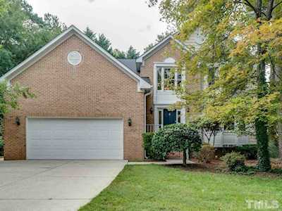4409 Queenstown Court Raleigh, NC 27612