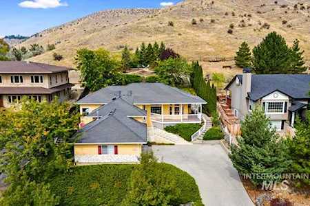 5036 W Outlook Ave Boise, ID 83703