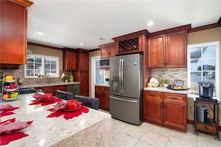 14351 Calneva Lane Huntington Beach, CA 92647