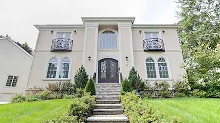 63 Botsford Rd Newton, MA 02467
