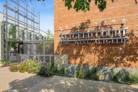 1300 W Altgeld St #124 Chicago, IL 60614