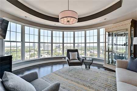325 E Paces Ferry Rd NE #2002 Atlanta, GA 30305