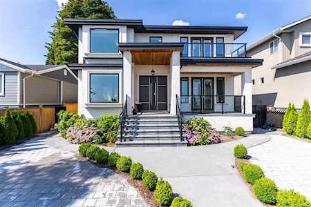 5469 Patrick Street Burnaby, BC V5J 3B2