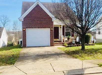 3032 Ace Wintermeyer Dr La Vergne, TN 37086