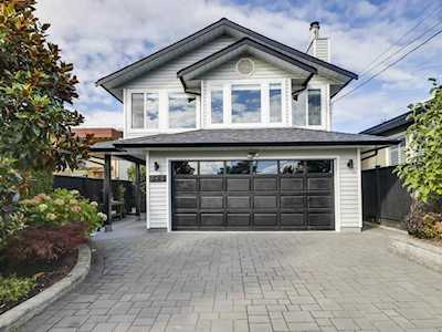 943 Habgood Street White Rock, BC V4B 4W5