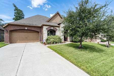 120 Owen Ridge Dr Conroe, TX 77384