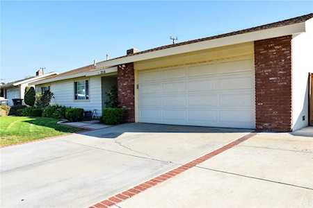 2216 E Villa Vista Way Orange, CA 92867