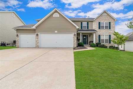 534 Great Oaks Meadow Dr Wentzville, MO 63385