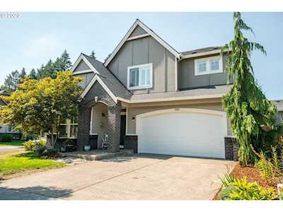 16561 SE Slate St Damascus, OR 97089