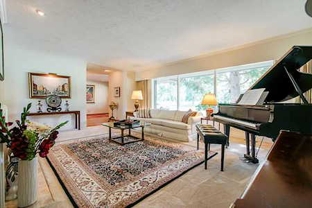 4941 College Highroad Vancouver, BC V6T 1G7