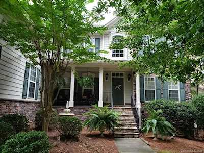 425 Woodward Ridge Dr Mount Holly, NC 28120