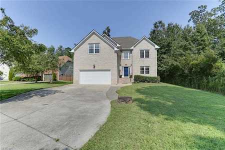 301 Berry Ridge Ln Suffolk, VA 23435