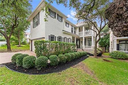 612 Twelve Oaks LN Austin, TX 78704