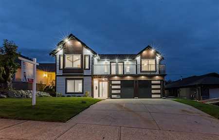 8256 Mcintyre Street Mission, BC V2V 6T3