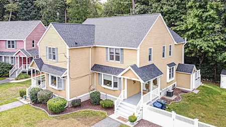 901 Sandy Lane Wilmington, MA 01887