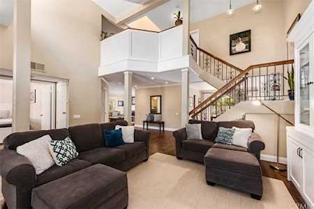 22 Thunder Trail #22 Irvine, CA 92614