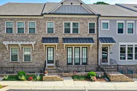 3568 Parkside Way Brookhaven, GA 30319