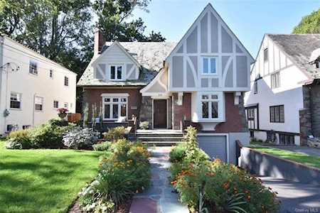 24 Raynor Avenue Mount Vernon, NY 10552