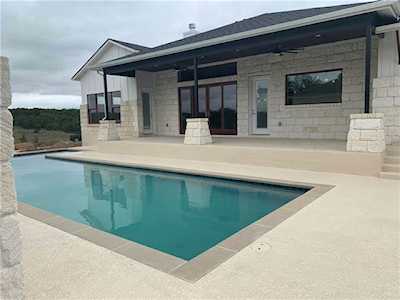 101 Saddle LN Liberty Hill, TX 78642